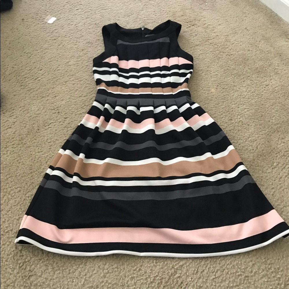 Vince Camuto Dress